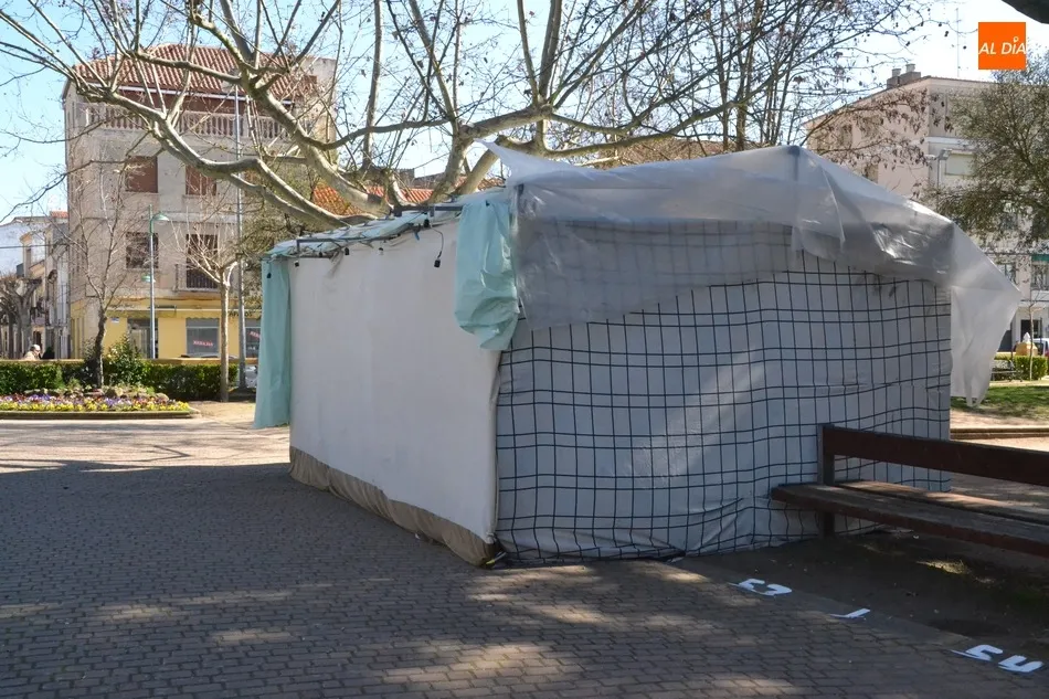 Foto 4 - La extensi&oacute;n de la arena por la Plaza encabeza el carrusel de preparativos de &uacute;ltima hora  
