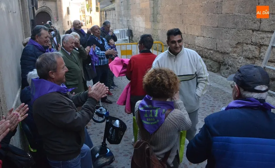 Foto 8 - Morenita pisa por primera vez la Plaza Mayor de Ciudad Rodrigo  