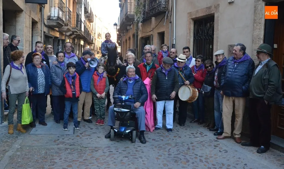 Foto 6 - Morenita pisa por primera vez la Plaza Mayor de Ciudad Rodrigo  