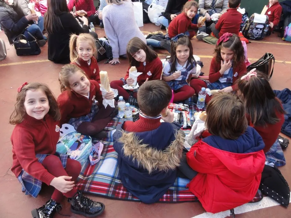 Operación bocata en el Colegio San Juan Bosco