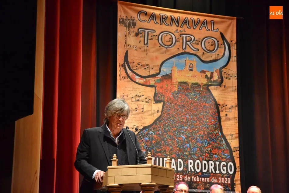 Apasionado pregón de Simón Casas lleno de cariño a Miróbriga y de consejos para futuros toreros ...