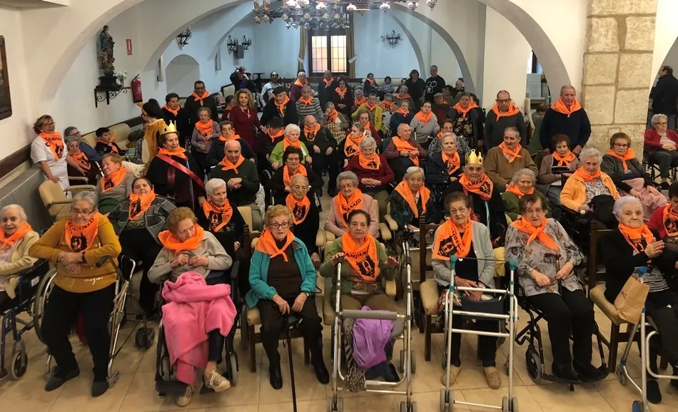 Los residentes del Hospital de la Pasión celebran por anticipado el Campanazo  