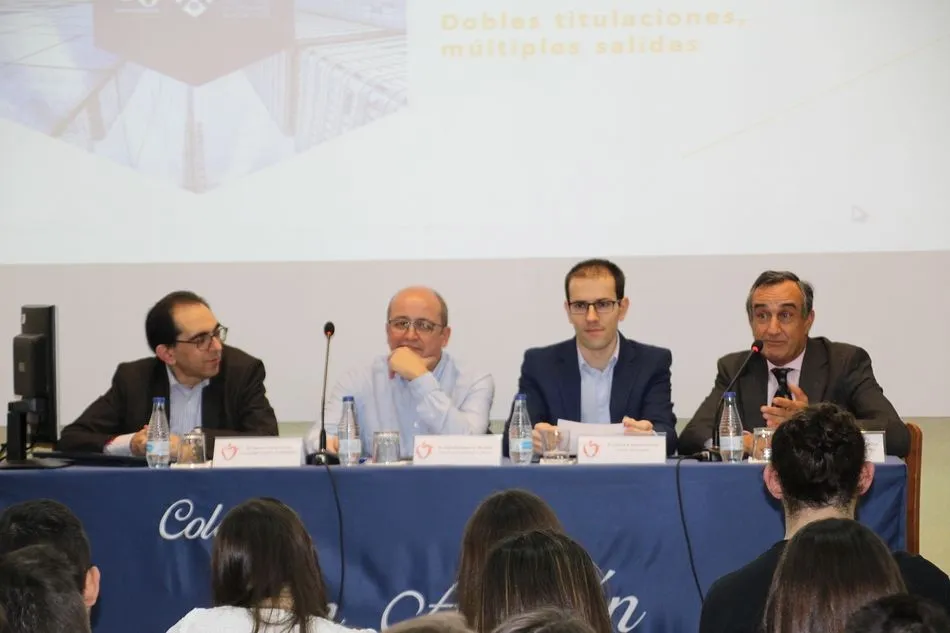 Foto 6 - &Uacute;ltimo d&iacute;a de la IV Semana de Formaci&oacute;n "Ense&ntilde;ar educando" del Colegio San Agust&iacute;n de Salamanca
