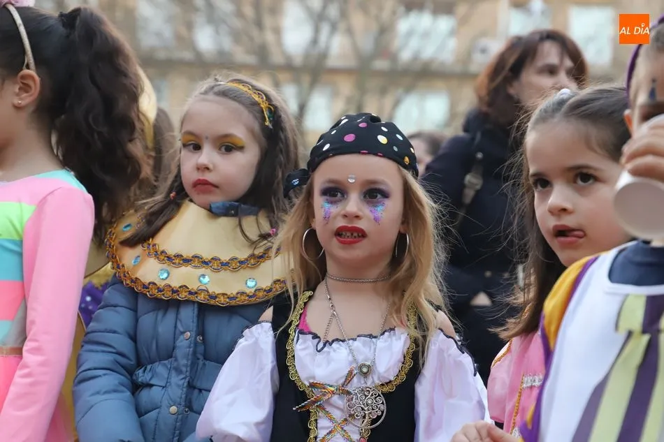 Foto 5 - El Colegio Padre Manj&oacute;n festeja con alegr&iacute;a el carnaval