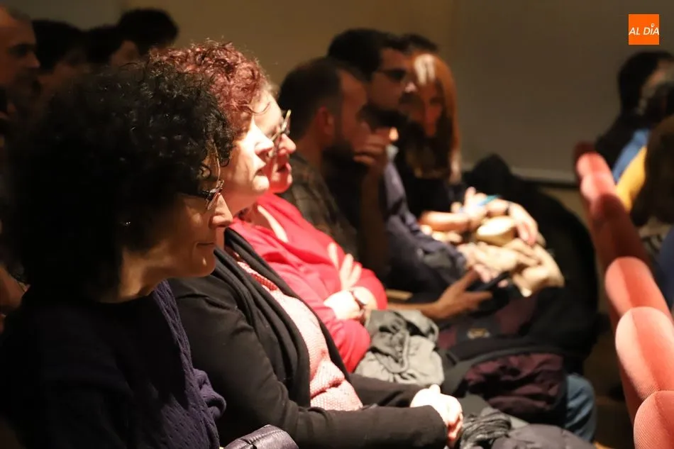 Foto 4 - &Eacute;xito del documental &lsquo;Cuba Crea&rsquo; en su proyecci&oacute;n en el DA2