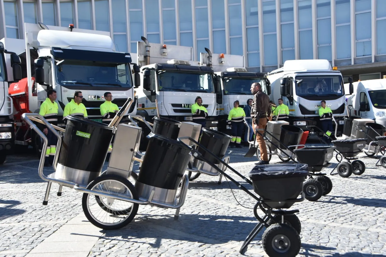 Foto 2 - Presentado el nuevo servicio de limpieza de Santa Marta
