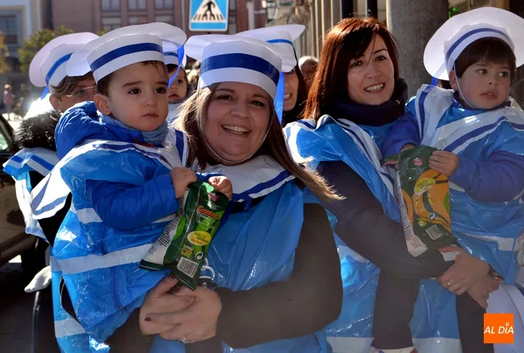Foto 7 - Divertida fiesta de Carnaval en el CEIP Gloria Fuertes y el colegio Miguel de Unamuno