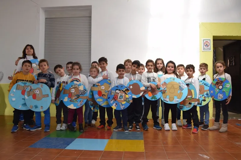Foto 6 - Divertida fiesta de Carnaval en el CEIP Gloria Fuertes y el colegio Miguel de Unamuno