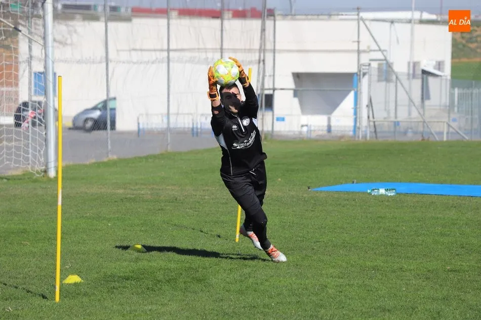 Foto 5 - &Uacute;ltimo entrenamiento de Unionistas con la idea de ganar su primer derbi