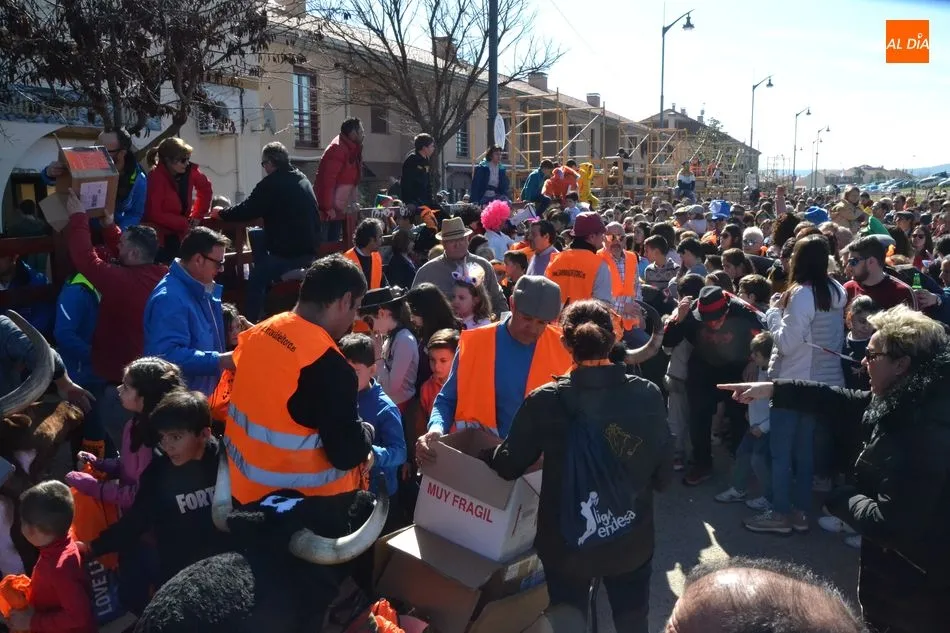 Foto 4 - Los m&aacute;s peque&ntilde;os sienten la adrenalina de correr delante de los astados  