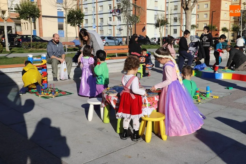 Foto 10 - El barrio de Garrido celebra el Carnaval a su manera