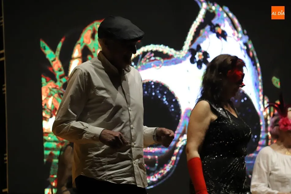 Foto 3 - M&uacute;sica y mucho arte en la Gala Carnavalesca