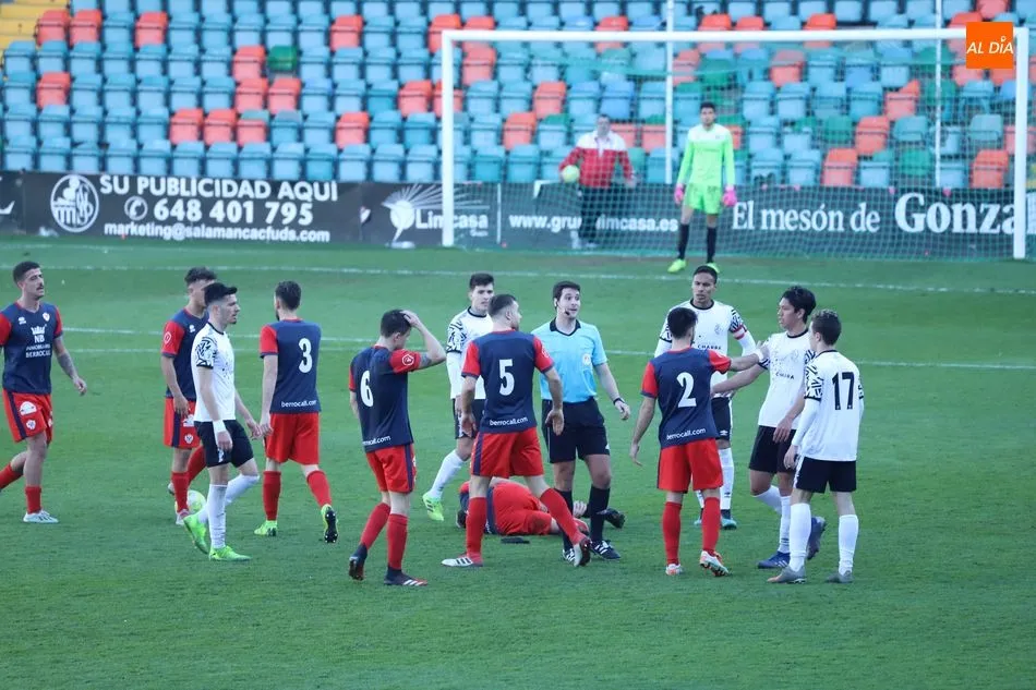 Foto 9 - El filial del Salamanca UDS cae por la m&iacute;nima con el Bembibre (0-1)
