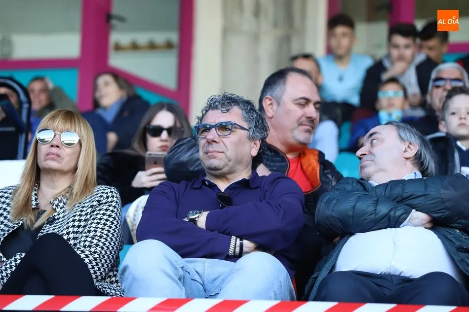 Foto 6 - El filial del Salamanca UDS cae por la m&iacute;nima con el Bembibre (0-1)