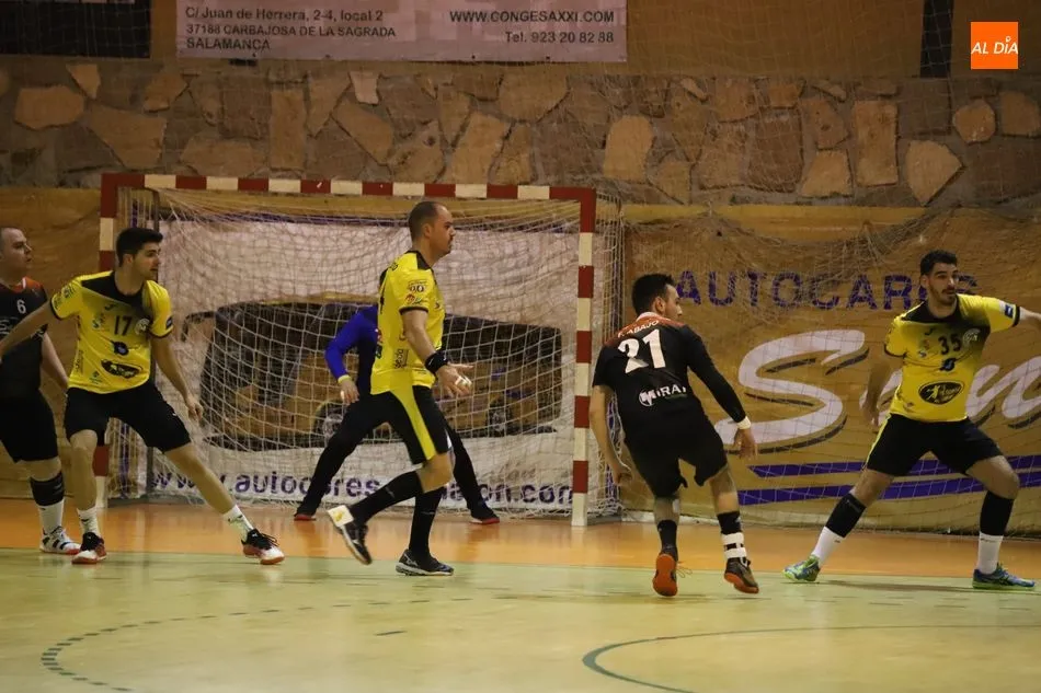 Foto 10 - El BM Salamanca da la campanada con el BM Soria (31-25)  