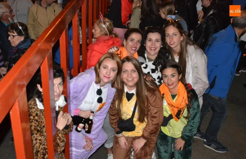 Foto 9 - Memorable jornada de S&aacute;bado de Carnaval con la ciudad totalmente abarrotada  