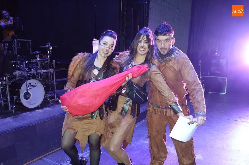 Foto 11 - Los genios de la l&aacute;mpara triunfan en el concurso del carnaval de Guijuelo