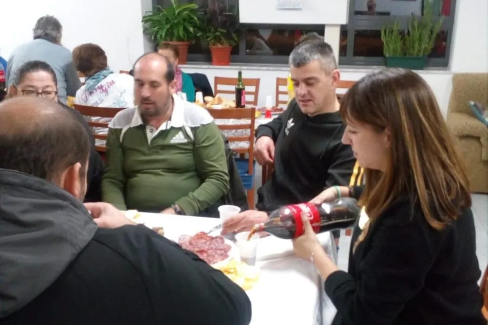 Foto 9 - En Trabanca celebran el Carnaval con un divertido pasacalles &rsquo;recaudatorio&rsquo;  