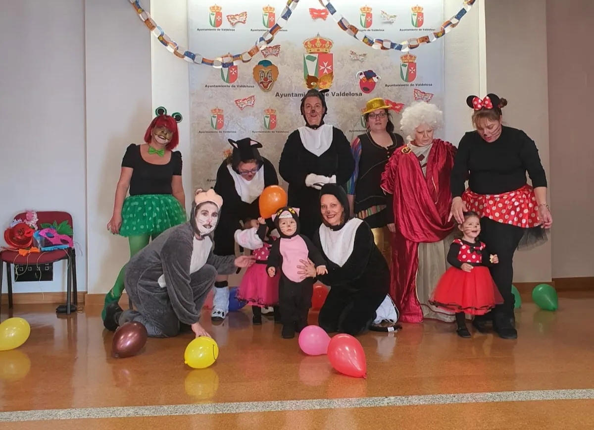 Foto 4 - Valdelosa disfruta el s&aacute;bado a ritmo de carnaval