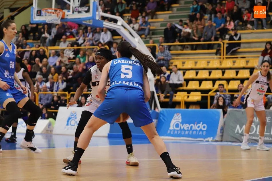 Foto 10 - F&aacute;cil victoria de Perfumer&iacute;as Avenida frente a Ensino Lugo (80-50)