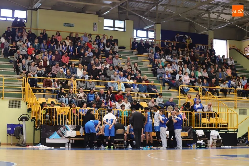Foto 9 - F&aacute;cil victoria de Perfumer&iacute;as Avenida frente a Ensino Lugo (80-50)