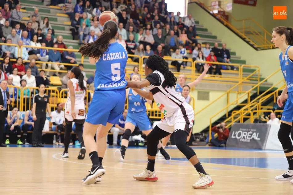 Foto 8 - F&aacute;cil victoria de Perfumer&iacute;as Avenida frente a Ensino Lugo (80-50)