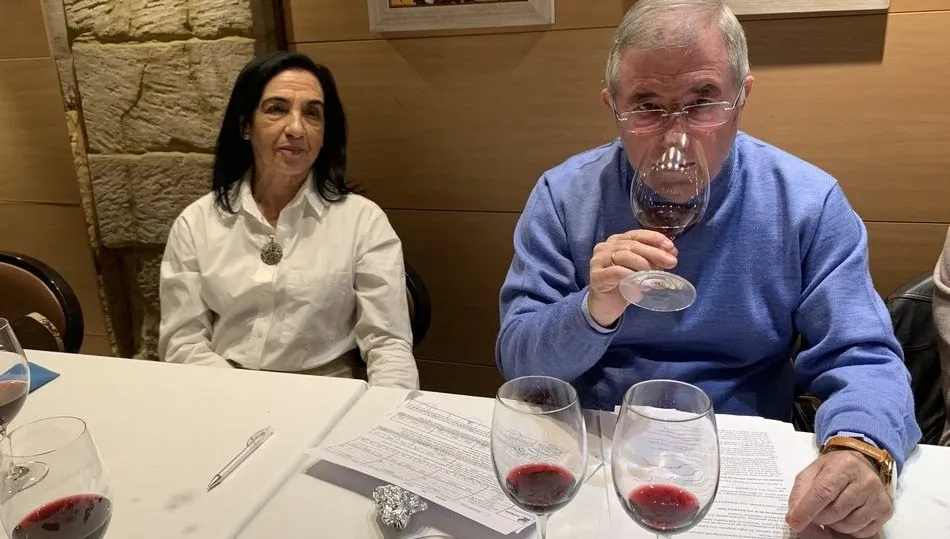 Juan Manuel Hernández fue en esta ocasión el director de la cata / FOTOS: JAVIER BRAGADO