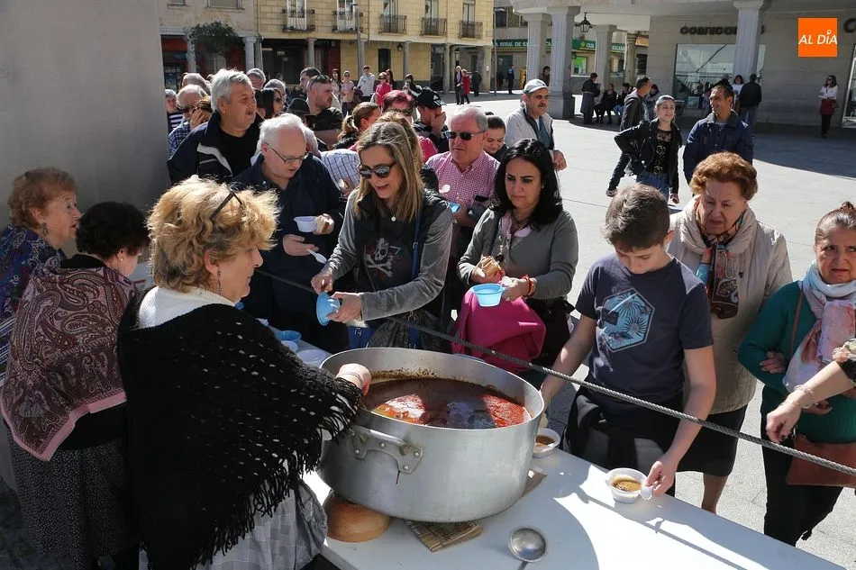 Foto 6 - La matanza de Guijuelo se despide con la &uacute;ltima fiesta del mondongo
