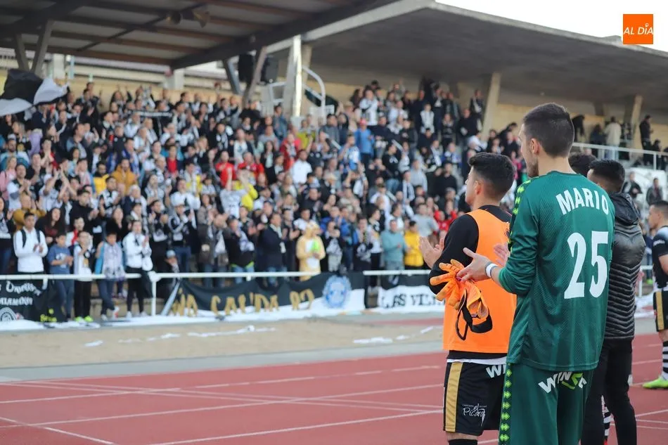 Foto 2 - Intensidad, pol&eacute;mica y reparto de puntos en un nuevo derbi charro (1-1)