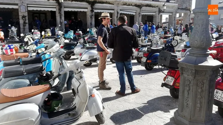 Foto 4 - El Vespa Club de Salamanca promociona Las Arribes en el Primer Encuentro Nacional de Clubes