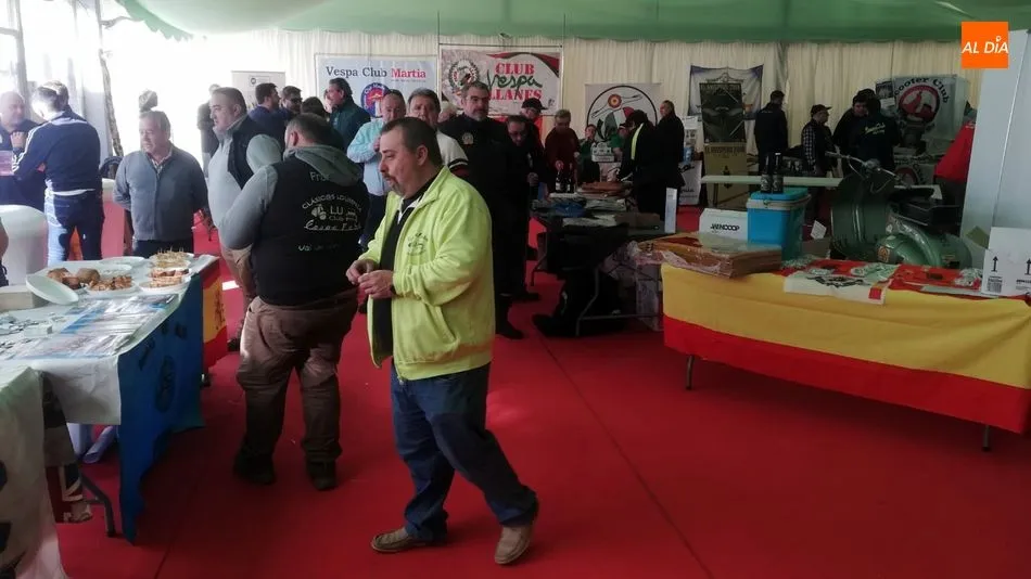Foto 6 - El Vespa Club de Salamanca promociona Las Arribes en el Primer Encuentro Nacional de Clubes