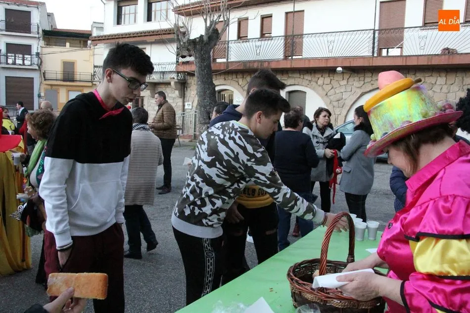 Foto 7 - Arranca el Carnaval en Villarino de los Aires con un colorido concurso de disfraces  