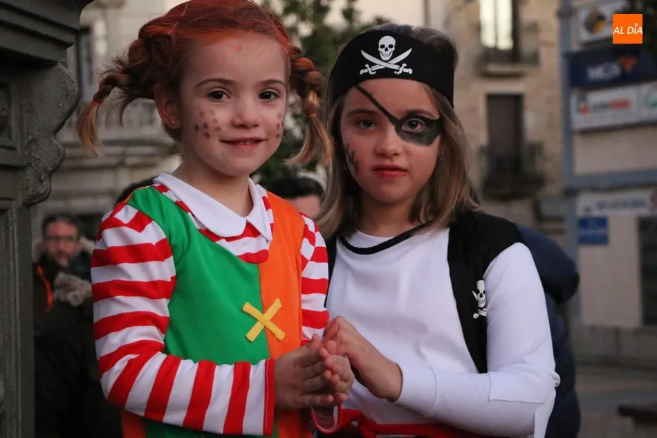 Foto 7 - Bonito desfile infantil de disfraces en Vitigudino con mil y un personajes  