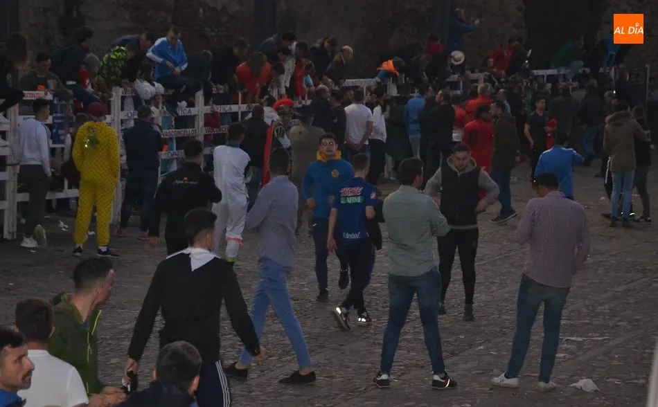 Foto 8 - Limp&iacute;sima tarde de los astados de El Valle Blanco, que protagonizaron un desencierro s&uacute;per veloz  