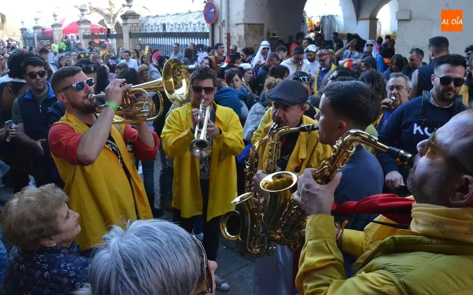 Los Chunguitos ‘anticipan’ su llegada para disfrutar también del multitudinario Domingo de...