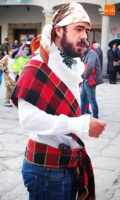 Foto 2 - En Villavieja permanecen fieles a la celebraci&oacute;n del Carnaval  