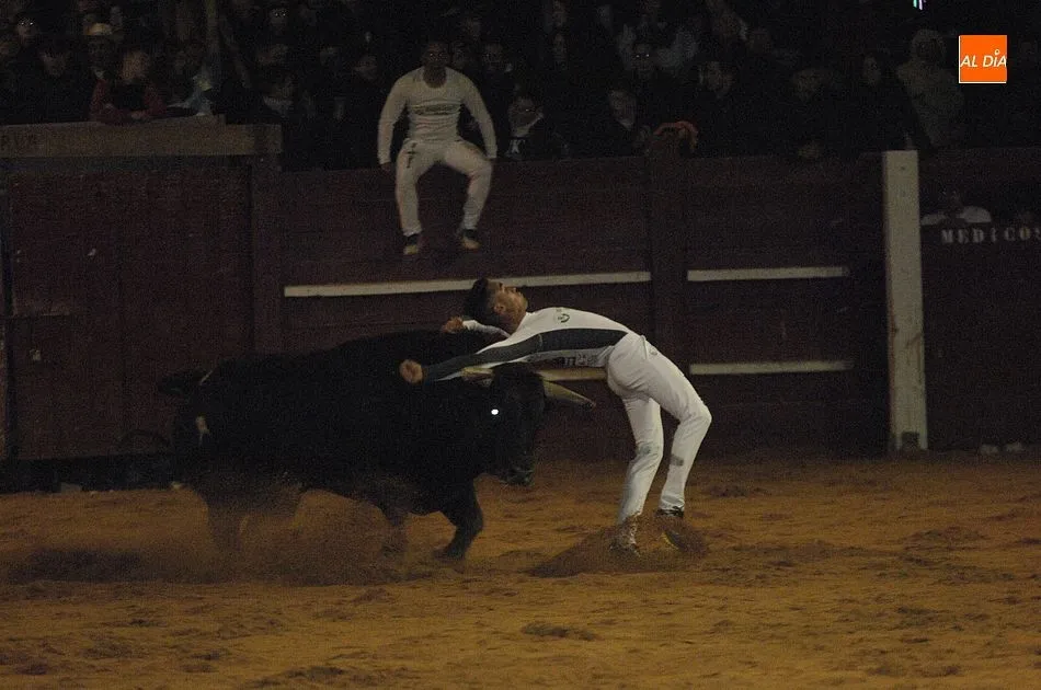 Foto 6 - &lsquo;El Peta&rsquo; se adjudica la hist&oacute;rica cita con los recortes en la Plaza Mayor  