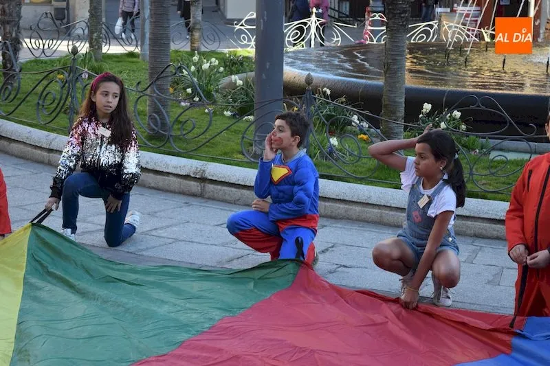 Foto 11 - Excelente participaci&oacute;n en los talleres de carnavales programados por el Ayuntamiento