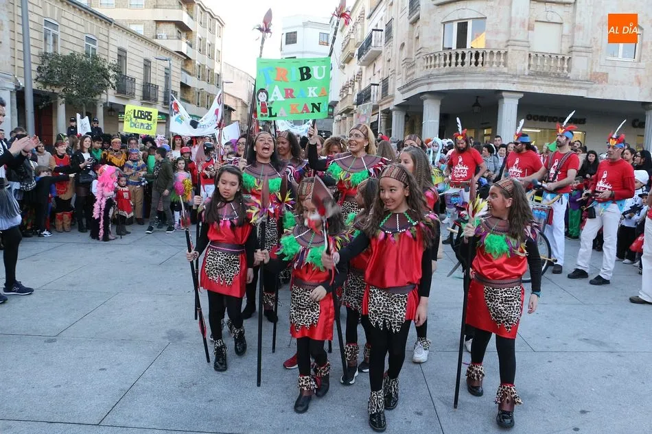 Foto 11 - El pasacalles &lsquo;Iberian Moon&rsquo; llena Guijuelo de alegr&iacute;a de carnaval