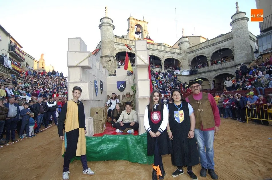 Foto 10 - El Concurso de Carrozas recupera brillo logrando aumentar su n&uacute;mero de participantes  