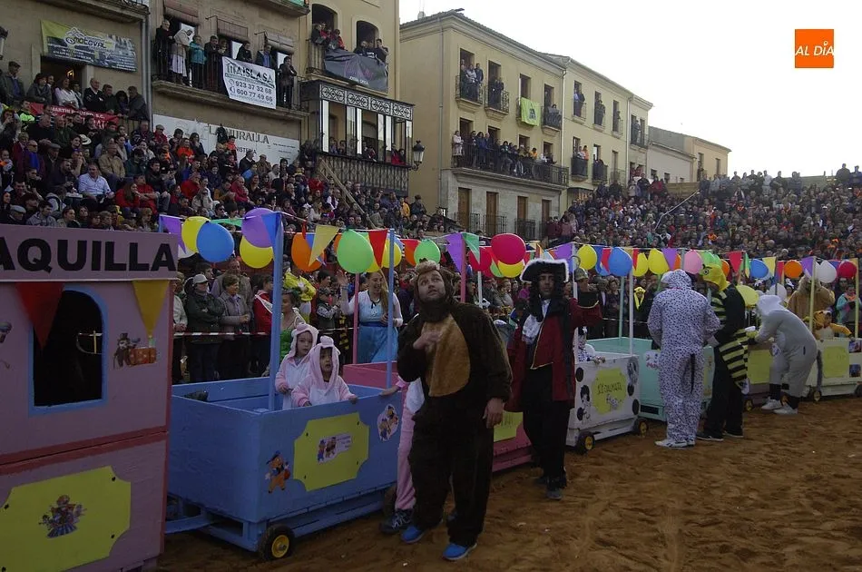 Foto 8 - El Concurso de Carrozas recupera brillo logrando aumentar su n&uacute;mero de participantes  
