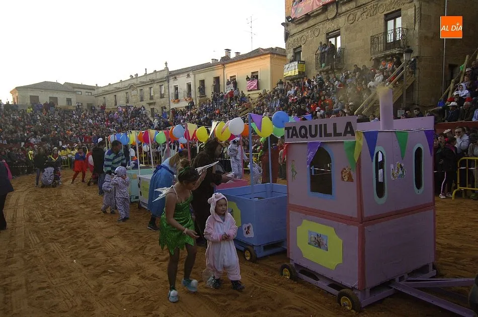 Foto 4 - El Concurso de Carrozas recupera brillo logrando aumentar su n&uacute;mero de participantes  