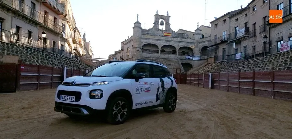 Foto 3 - Citro&euml;n Grupo Nani con el Carnaval del Toro mirobrigense  