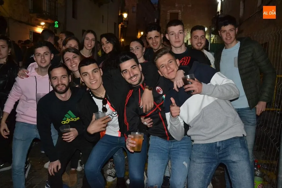 Foto 9 - La Colada vive una m&aacute;gica tarde de lunes con la m&uacute;sica callejera promovida por el Pub N&ordm;18  