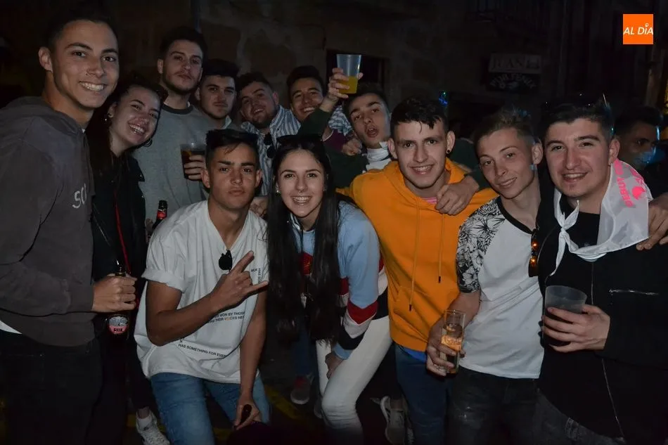 Foto 7 - La Colada vive una m&aacute;gica tarde de lunes con la m&uacute;sica callejera promovida por el Pub N&ordm;18  