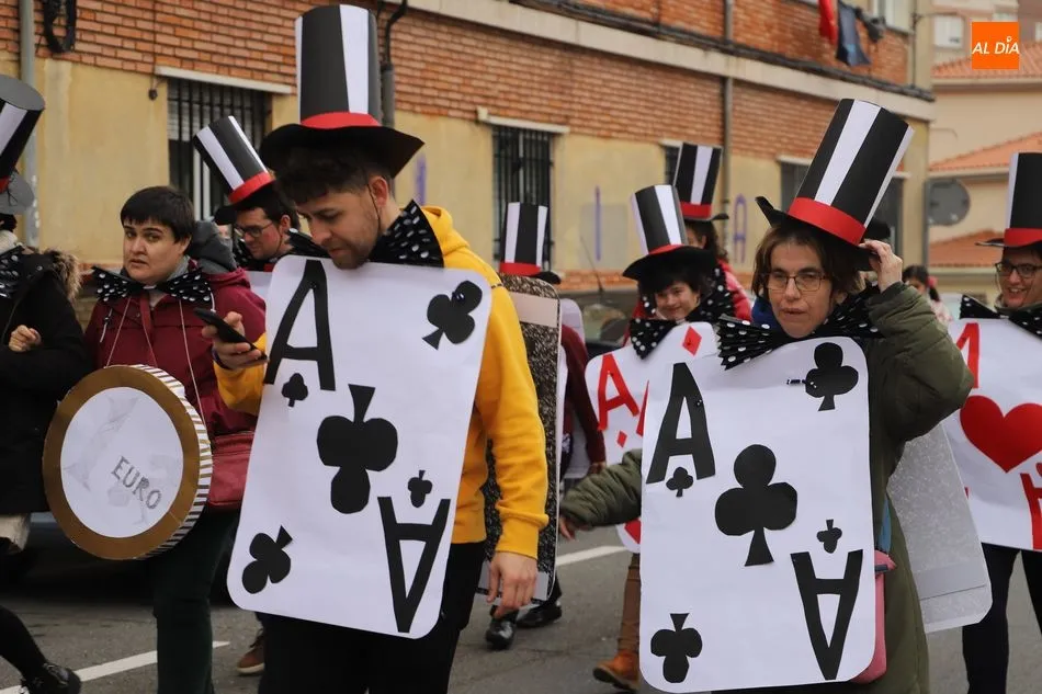 Foto 4 - Carnaval y reivindicaci&oacute;n en El Rollo  