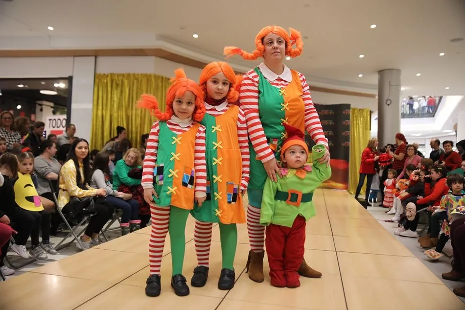 Foto 5 - Carnaval muy televisivo en el Centro Comercial El Tormes  