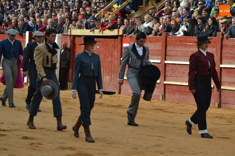 Foto 7 - Pobre cierre taurino del Carnaval de la mano de los astados de Los Bayones  