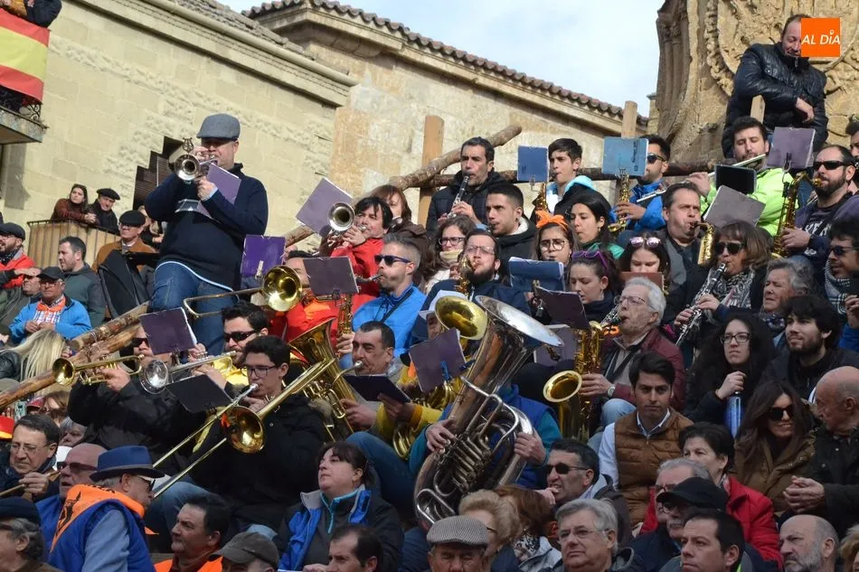 Foto 10 - Pobre cierre taurino del Carnaval de la mano de los astados de Los Bayones  