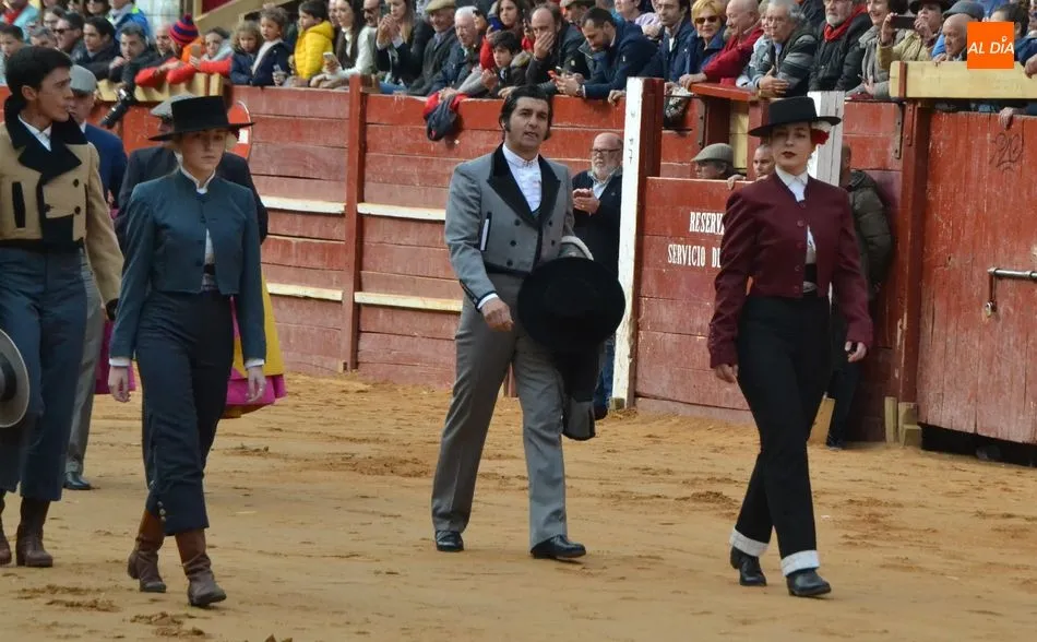 Foto 8 - Pobre cierre taurino del Carnaval de la mano de los astados de Los Bayones  